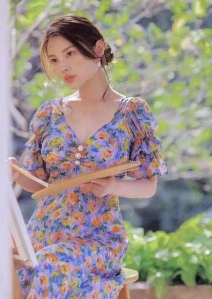 徐冬冬_椰树椰汁广告？徐冬冬代言椰树椰汁是正宗的吗！