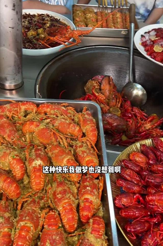 抖音美食博主起名字（抖音美食博主的简介怎么写的）