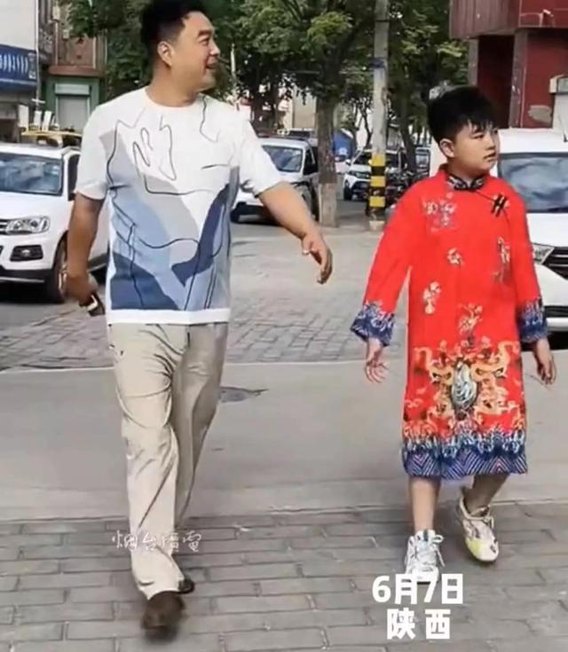 阳光帅气的男孩网名（男孩阳光的网名）