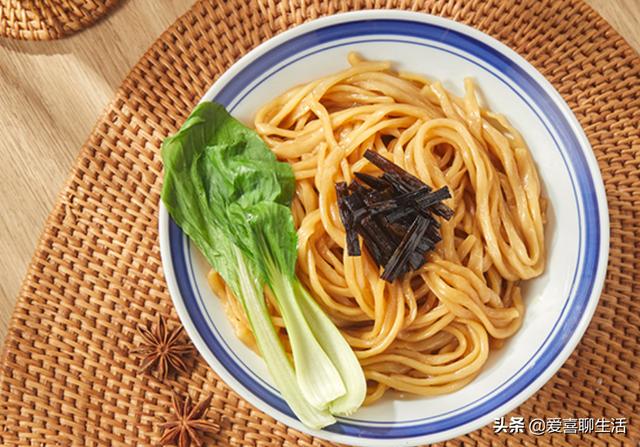 面馆好听的名字大全（有特色的面馆名字）