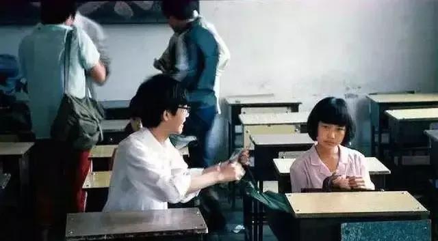 梦见和同学打架是什么征兆（梦见和同学打架是怎么回事）