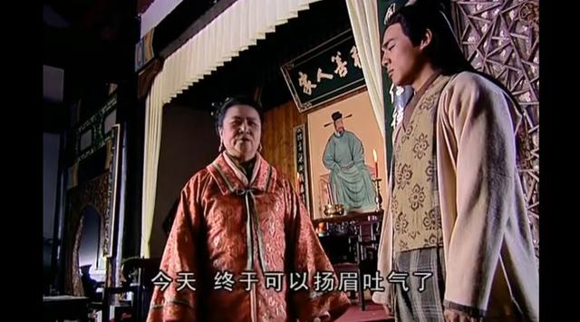 上官婉儿怎么连招飞天（上官婉儿的抒怀心曲彩书怨曲尽缠绵）