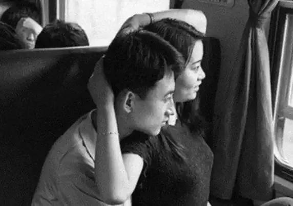 黄姓男孩100分取名大全黄姓男孩取名字大全霸气一点的！