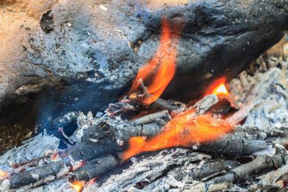 019年12月25日圣诞节出生宝宝五行缺土起名精选！"