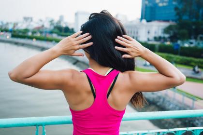 姓费女孩优雅温柔的名字