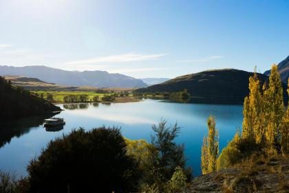 019猪年劳动节出生男孩五行缺木怎么样起名字"
