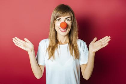 019年4月29号巳时出生的女孩应该起什么样的名字"