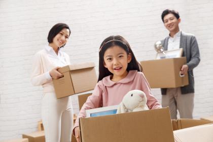 019年出生的姓鲍女孩如何起名，宜用什么字"