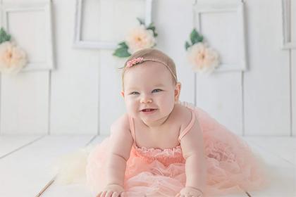 019年3月22号出生的双胞胎女孩如何起名，五行属什么？"