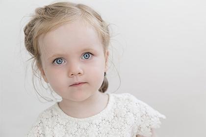 019年4月14号傍晚出生的女孩怎么样起名字"