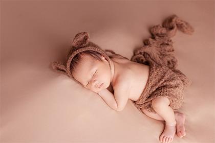 月2号傍晚6点出生的男宝宝用哪些方法取名好"