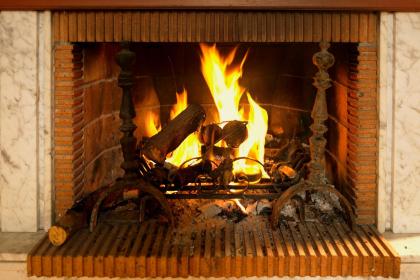 019年7月1号出生的双胞胎女孩起什么名字比较好，五行属什么？"