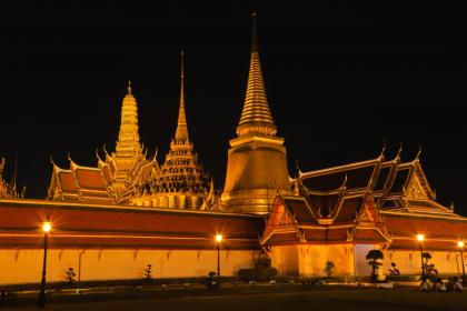 019年7月2号子时出生的女孩怎么起名，五行属什么？"