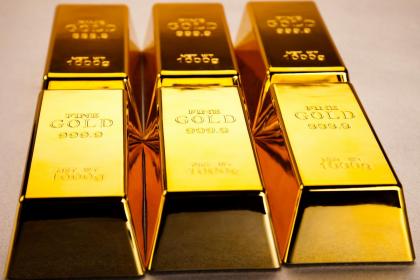 019年7月5号申时出生的女孩起什么名字好听，五行是什么？"