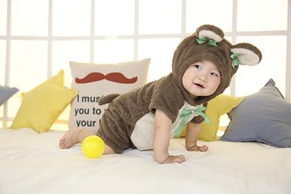 月6号下午2点出生的男宝宝好听有寓意的名字"