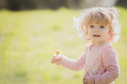 019年4月13号晚上出生的女孩起什么名字好"