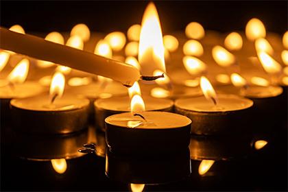 020年大年初一春节出生的男孩五行缺金起名，100分好名字推荐"