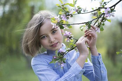 019年出生的赖姓女宝宝怎么起名字，姓赖女孩寓意好的名字"