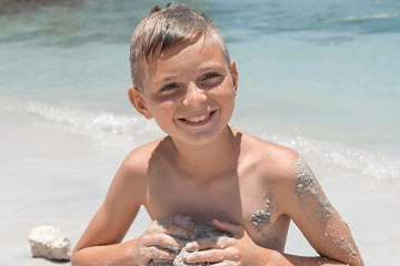 姓王的四字名字男孩