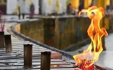 2025年11月哪几天适合祭祀